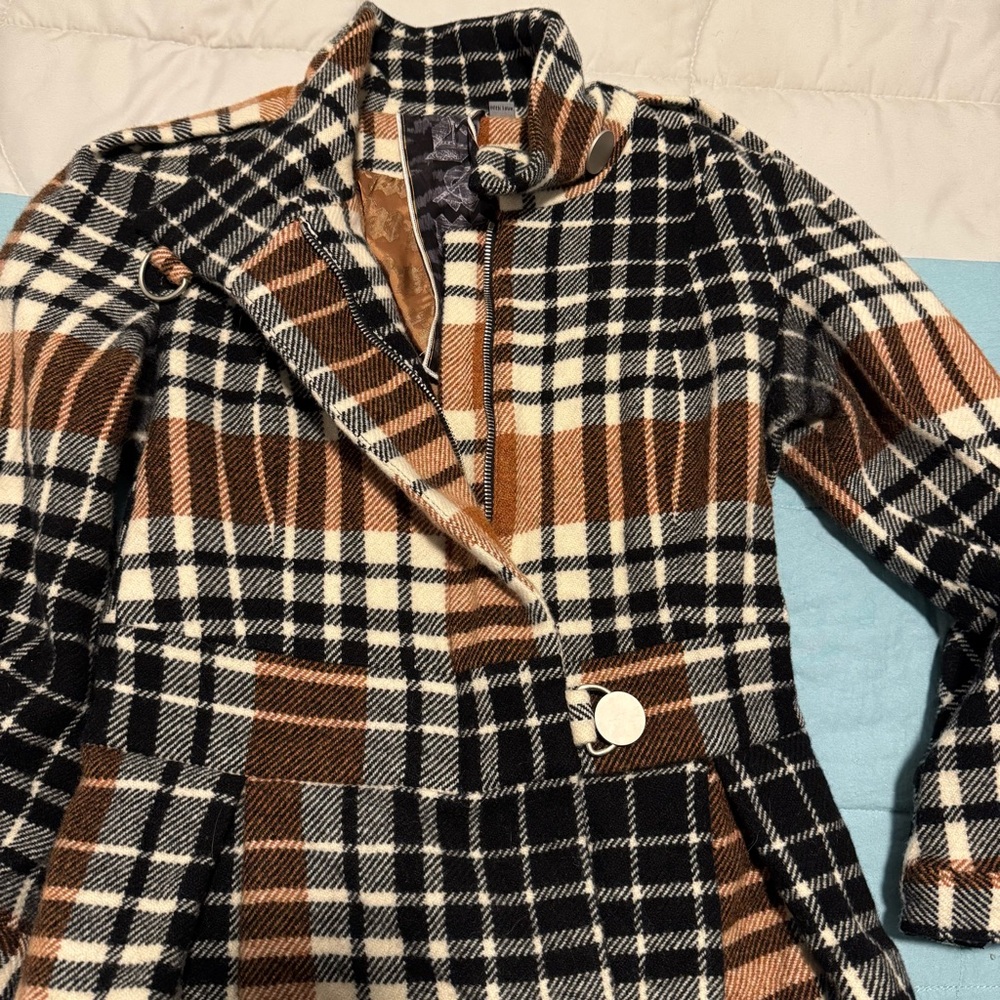 L.A.M.B. Wool Y2K Blazer. Vintage Fall 2007 collection. - Picture 15 of 16
